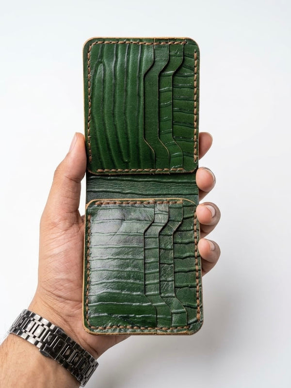 Handmade Leather Wallets for Men: Crocodile-Embossed & Slim