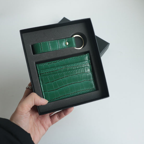 Maroon Croc-Pattern Leather Wallet & Keyring Gift Set | Dubai